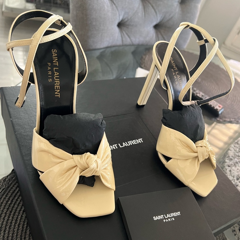 New beige patent Amy heel